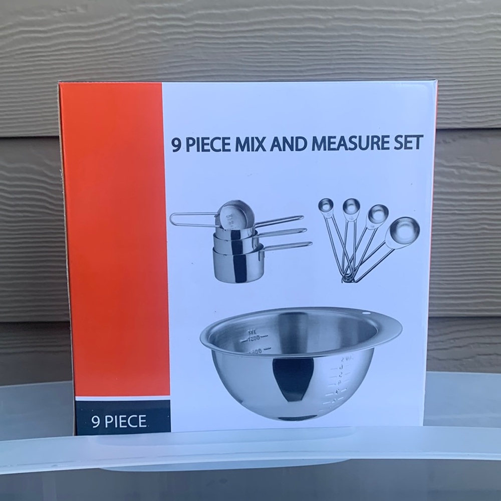 9 piece mix and measure set